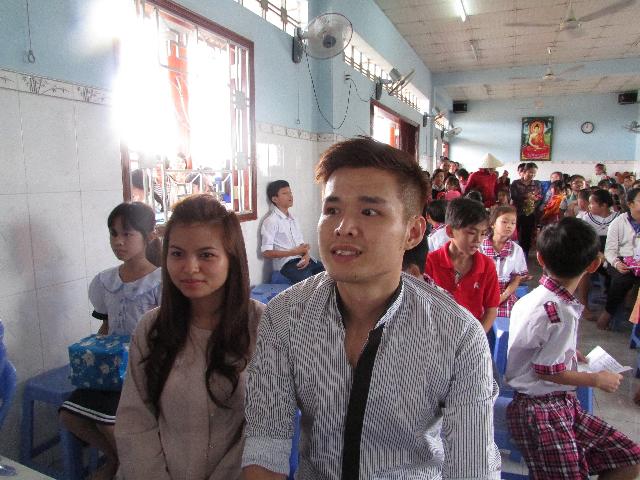 Xúc động buổi lễ tuyên dương học sinh giỏi năm học 2013- 2014 của  Thiền Viện Thiên Phước