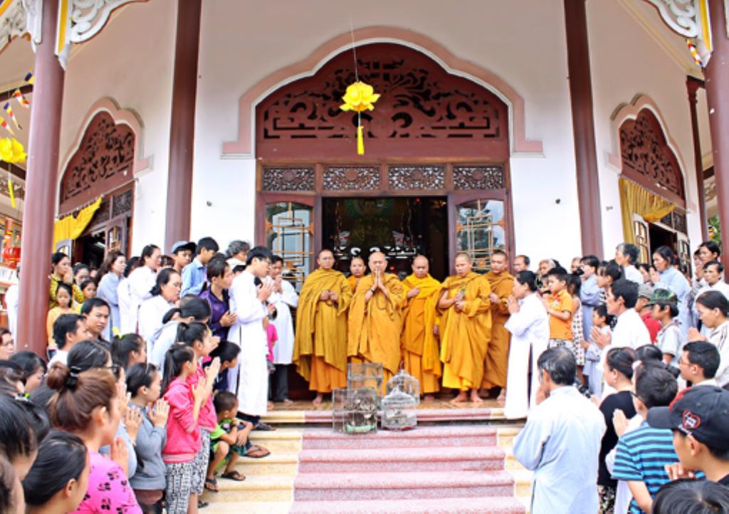 Gia Lai:Tịnh xá Ngọc Trung lễ Mãn hạ và Dâng y mùa Báo Hiếu