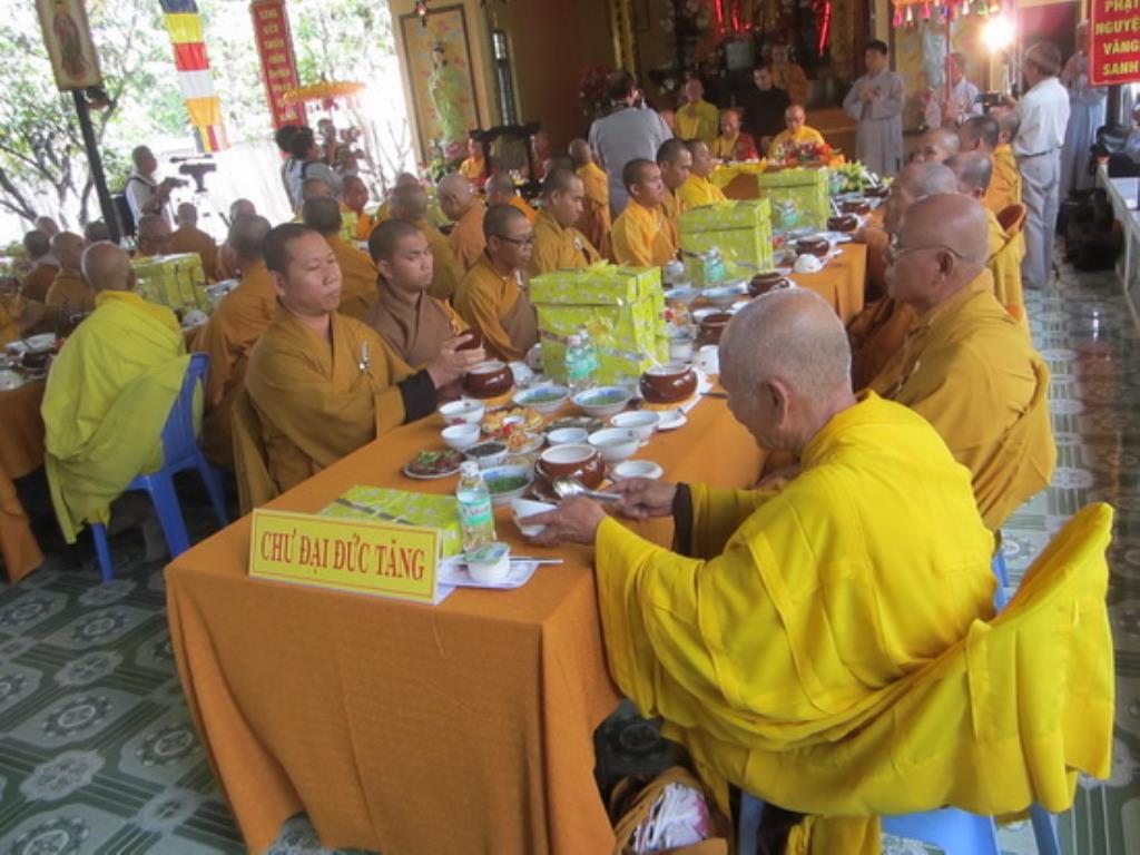 Chùa Sắc tứ Minh Thiện tổ chức Đại lễ Vu lan PL.2558