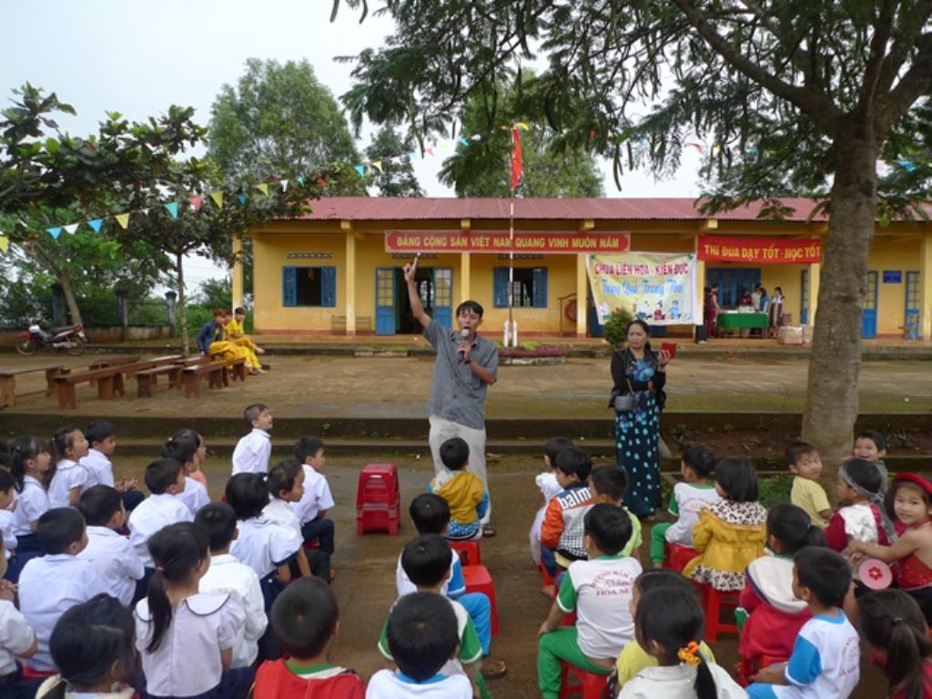 Chùa Liên Hoa Kiến Đức tổ chức trung thu cho các em thiếu nhi các trường nghèo địa bàn