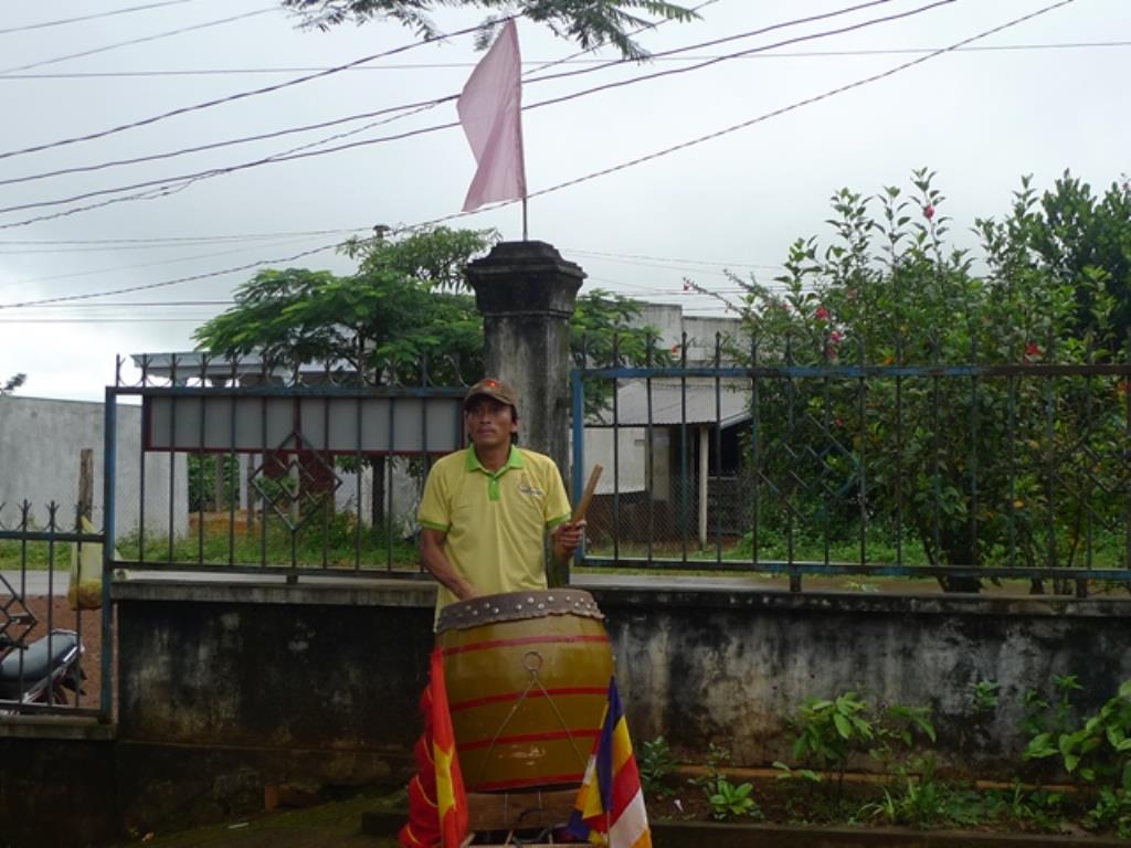 Chùa Liên Hoa Kiến Đức tổ chức trung thu cho các em thiếu nhi các trường nghèo địa bàn