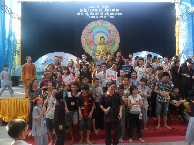 Thái Bình: Chùa Từ Xuyên tổ chức khóa tu mùa hè lần thứ tư năm 2014 LỄ QUY Y TAM BẢO (ngày thứ hai)