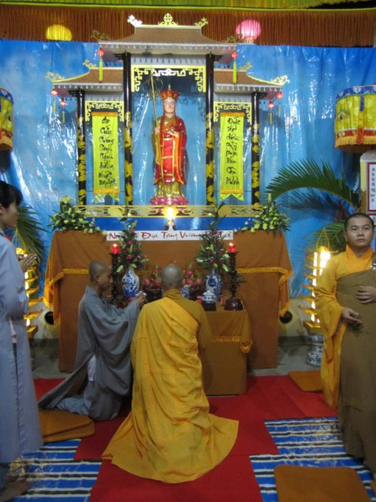 Ấn tượng đêm khai kinh Vu lan tại Tổ đình Thiên Bửu