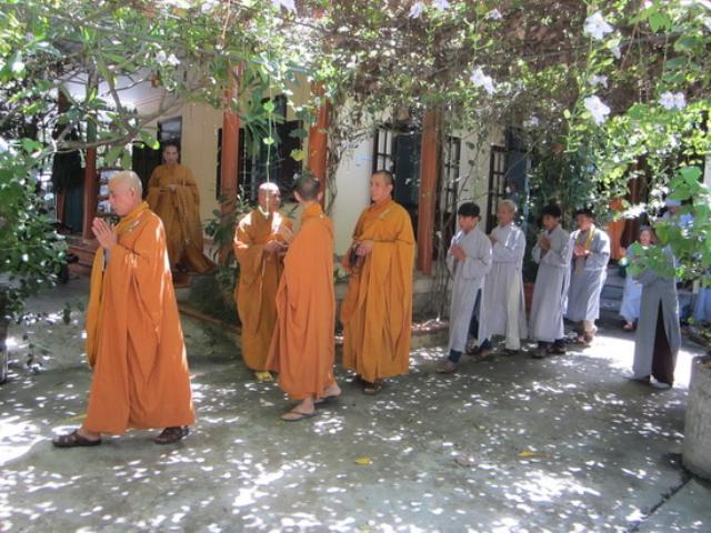 Tổ đình Thiên Bửu tổ chức Khóa tu Bát quan trai lần 6 năm 2014