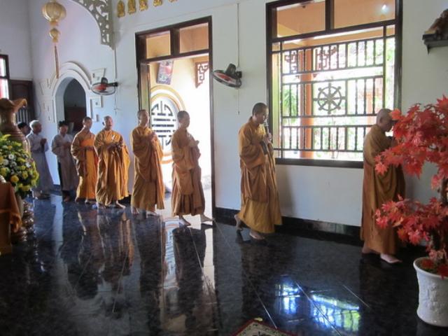 Tổ đình Thiên Bửu tổ chức Khóa tu Bát quan trai lần 6 năm 2014