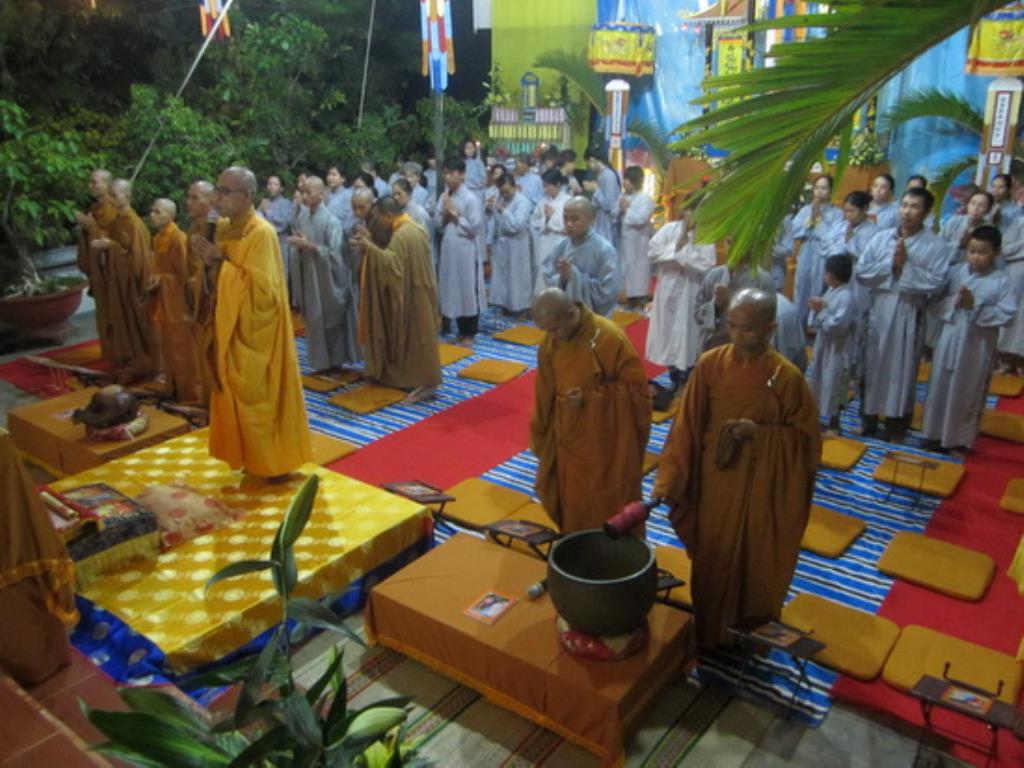 Ấn tượng đêm khai kinh Vu lan tại Tổ đình Thiên Bửu