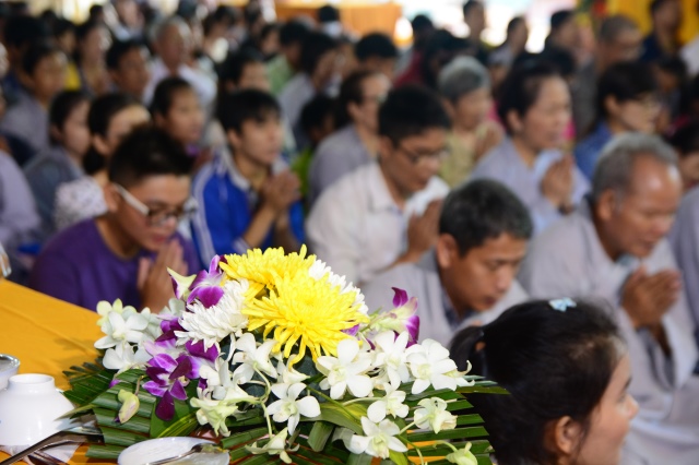 Xúc động lễ Vu Lan Báo Hiếu 2014 tại chùa Giác Ngộ