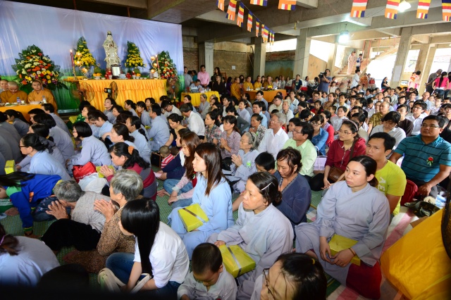 Xúc động lễ Vu Lan Báo Hiếu 2014 tại chùa Giác Ngộ