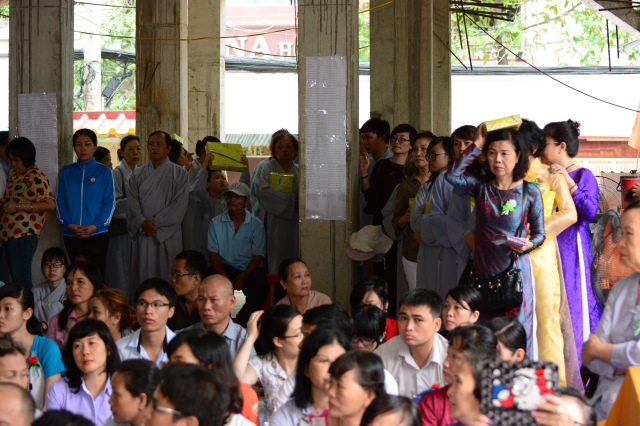 Xúc động lễ Vu Lan Báo Hiếu 2014 tại chùa Giác Ngộ