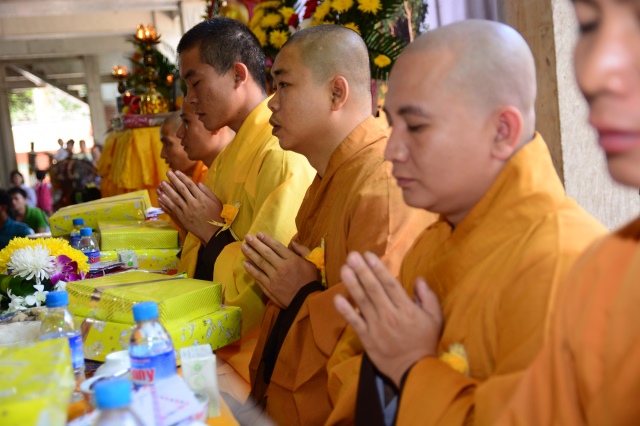 Xúc động lễ Vu Lan Báo Hiếu 2014 tại chùa Giác Ngộ