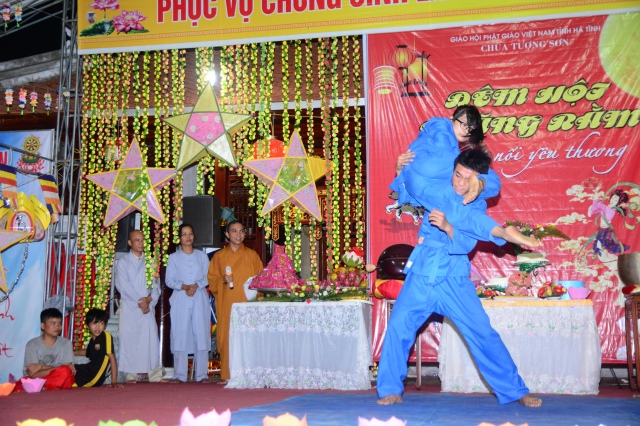 Hà Tĩnh: Tưng bừng lễ hội Trung Thu chùa Tượng Sơn
