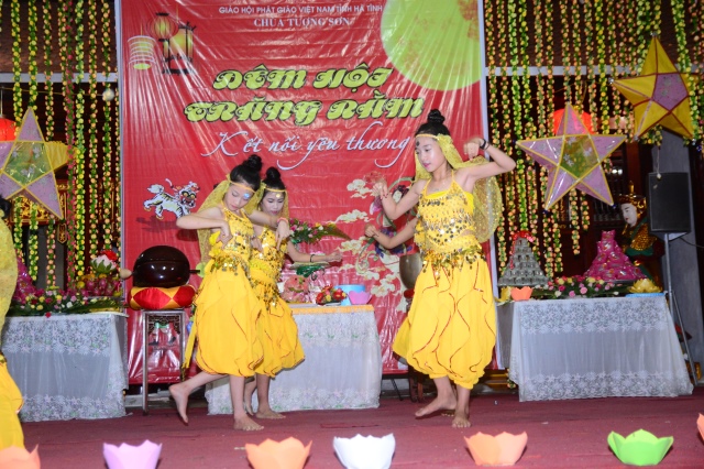 Hà Tĩnh: Tưng bừng lễ hội Trung Thu chùa Tượng Sơn
