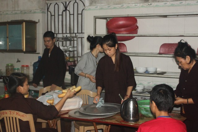 Thái Bình: Chùm ảnh ngày tu thứ tư (khóa tu mùa hè lần thứ tư năm 2014- chùa Từ Xuyên