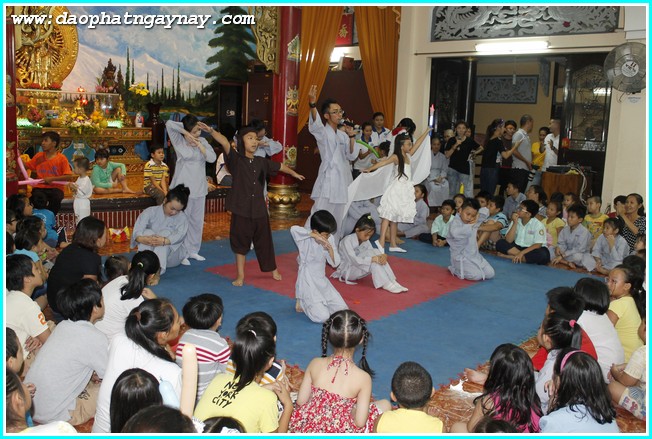 TP.HỒ CHÍ MINH:    Lung Linh Đêm Hội Trung Thu 2014