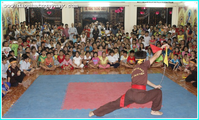 TP.HỒ CHÍ MINH:    Lung Linh Đêm Hội Trung Thu 2014