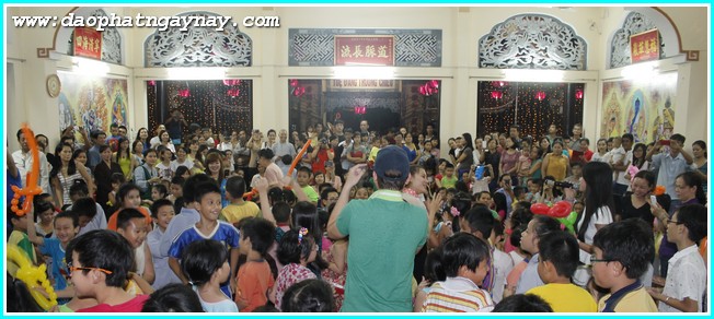 TP.HỒ CHÍ MINH:    Lung Linh Đêm Hội Trung Thu 2014