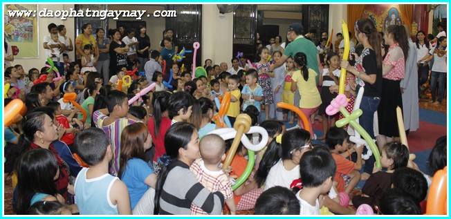 TP.HỒ CHÍ MINH:    Lung Linh Đêm Hội Trung Thu 2014