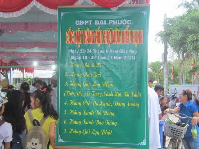 Gia đình Phật tử chùa Đại Phước với Hội chợ Mùa hiếu hạnh