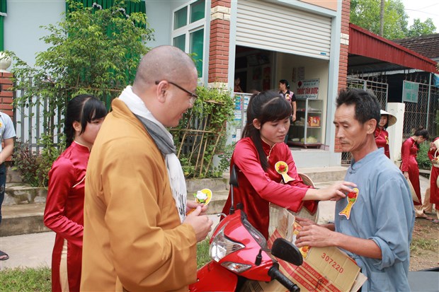 Thanh Hóa: “Hoa Hồng Vào Làng” khởi động mùa Vu Lan – Báo Hiếu