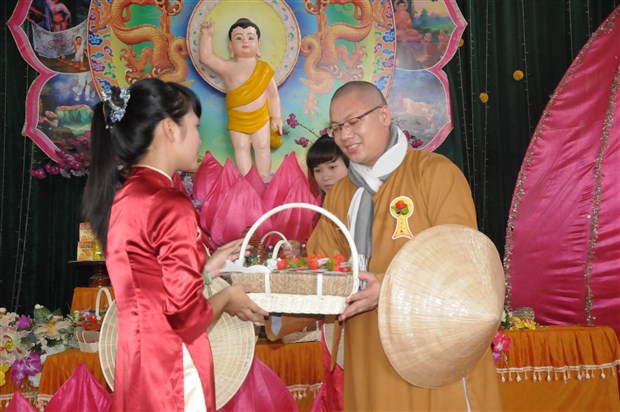 Thanh Hóa: “Hoa Hồng Vào Làng” khởi động mùa Vu Lan – Báo Hiếu
