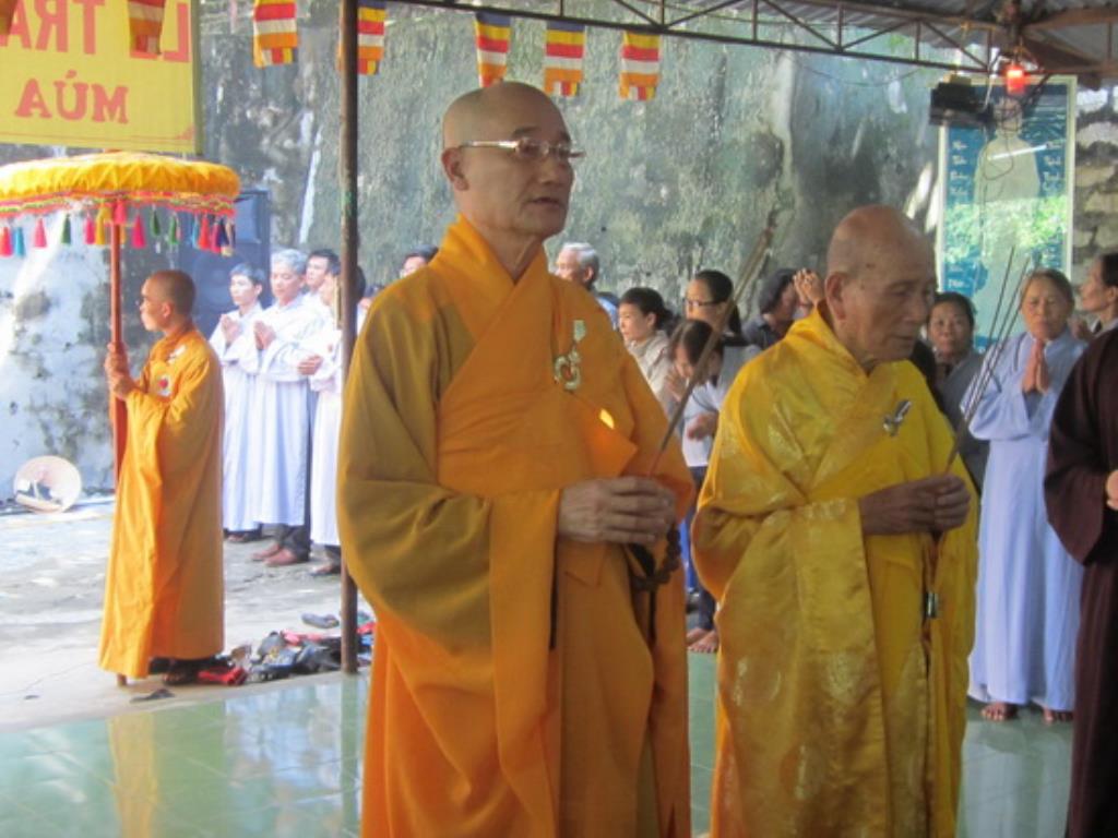 Chùa Linh Sơn Pháp Ấn cúng dường trai tăng nhân mùa Vu lan báo hiếu