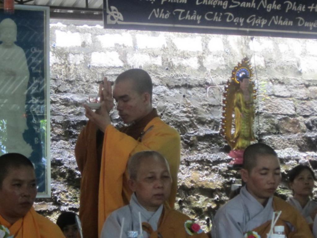 Chùa Linh Sơn Pháp Ấn cúng dường trai tăng nhân mùa Vu lan báo hiếu