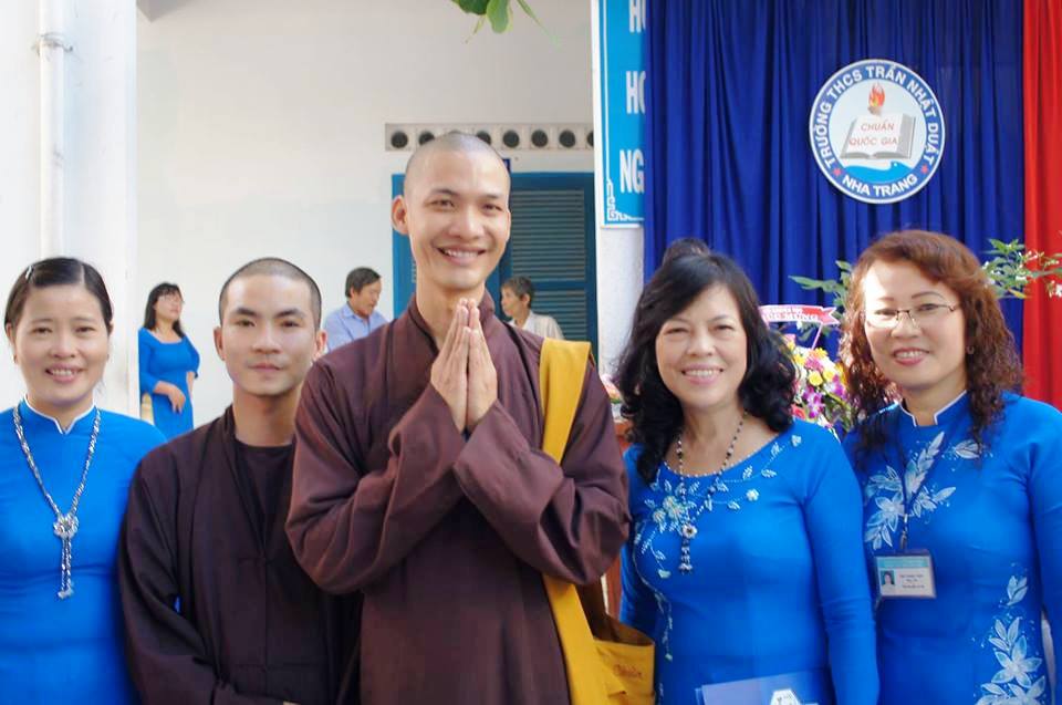 Khánh Hòa: Chùa Linh Quang văn nghệ trung thu “Quay về tuổi thơ”