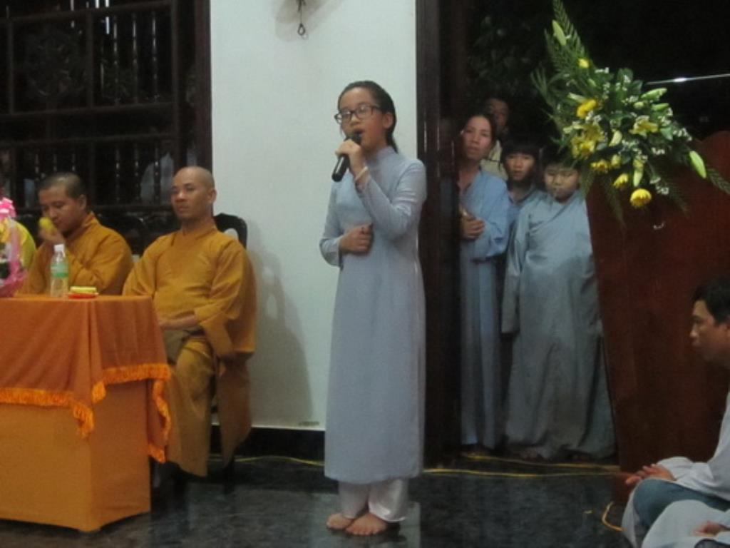 Pháp hội Vu lan-Lễ bông hồng cài áo ở tổ đình Thiên Bửu