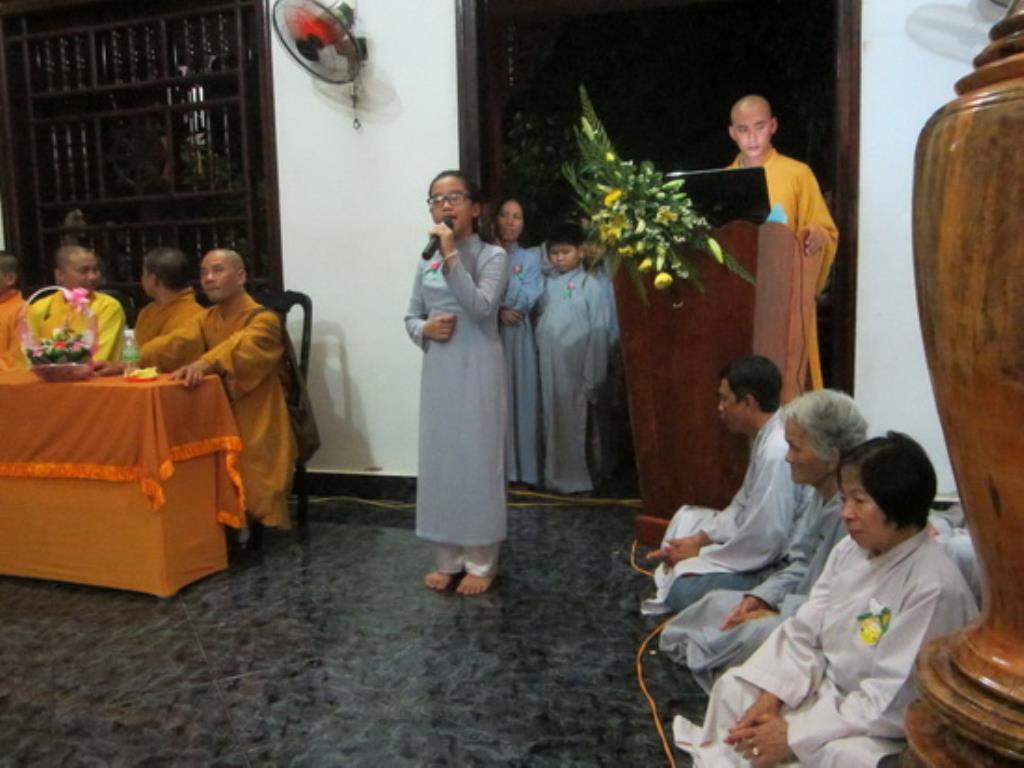 Pháp hội Vu lan-Lễ bông hồng cài áo ở tổ đình Thiên Bửu