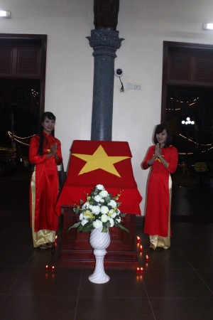 Quảng Ninh: Chùa Ba Vàng tổ chức lễ nhập linh 10 pho đại sách ghi danh các anh hùng liệt sỹ