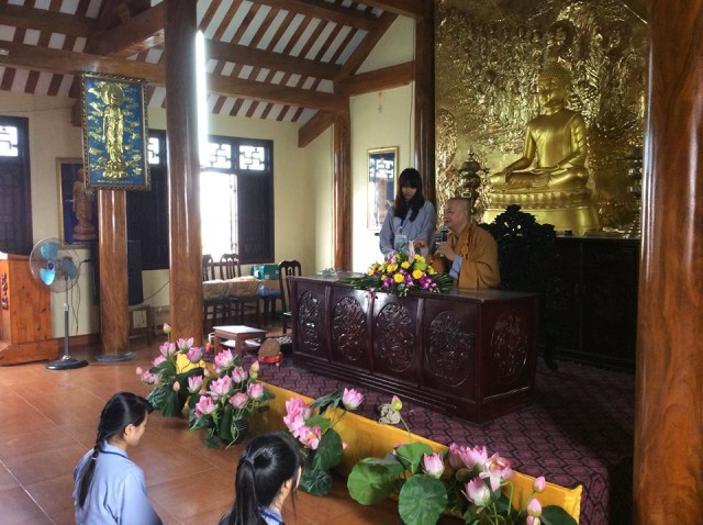 Thái Bình: Gần 300 bạn trẻ về chùa Từ Xuyên dự khóa tu “Một ngày an lạc”