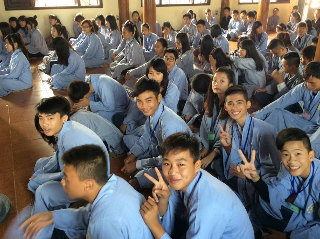Thái Bình: Gần 300 bạn trẻ về chùa Từ Xuyên dự khóa tu “Một ngày an lạc”