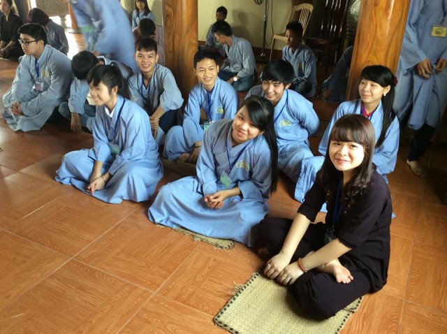 Thái Bình: Gần 300 bạn trẻ về chùa Từ Xuyên dự khóa tu “Một ngày an lạc”