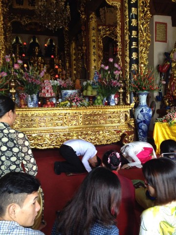 Hà Nội: Lễ hằng thuận tại chùa Tảo Sách (P.Nhật Tân, Q.Tây Hồ)