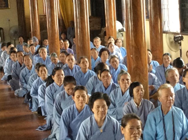 Thái Bình: Hơn 300 Phật tử về chùa Từ Xuyên dự tu một ngày