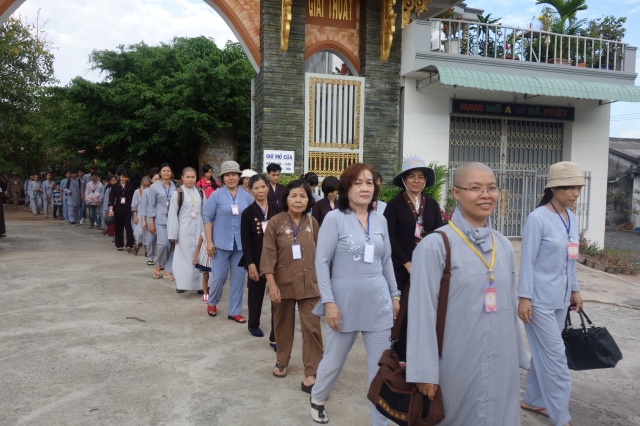 CLB Tuệ Đăng Thường Chiếu: Khóa tu Bụt ơi con đã trở về