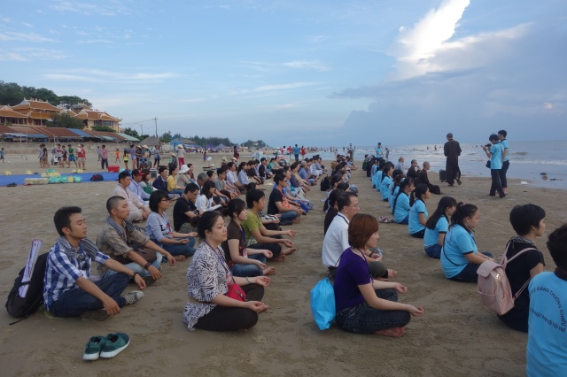 CLB Tuệ Đăng Thường Chiếu: Khóa tu Bụt ơi con đã trở về