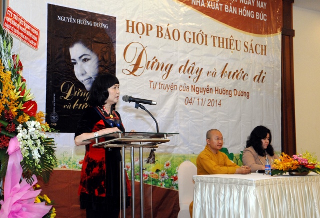 TP. HCM: Họp báo ra mắt tự truyện &quot;Đứng Dậy và Bước Đi&quot; của Nguyễn Hướng Dương