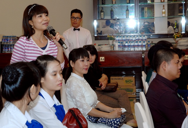 TP. HCM: Họp báo ra mắt tự truyện &quot;Đứng Dậy và Bước Đi&quot; của Nguyễn Hướng Dương