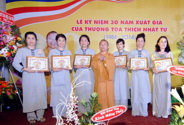 Chuỗi hoạt động nhân văn trong lễ kỷ niệm 30 năm xuất gia của TT. Thích Nhật Từ