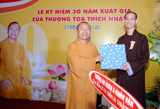 Chuỗi hoạt động nhân văn trong lễ kỷ niệm 30 năm xuất gia của TT. Thích Nhật Từ