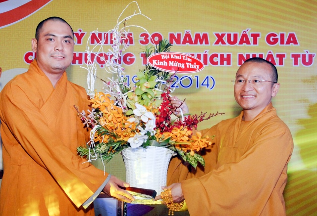 Chuỗi hoạt động nhân văn trong lễ kỷ niệm 30 năm xuất gia của TT. Thích Nhật Từ