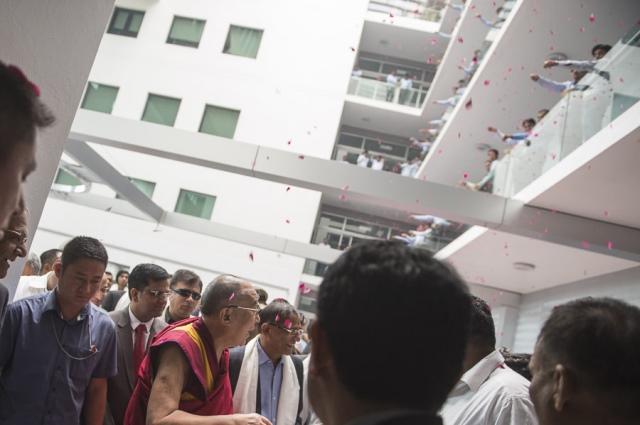 Ấn Độ: Chùm ảnh hai ngày đức Đạt Lai Lạt Ma Thăm Tp. Surat, bang Gujarat từ 01-02/01/2015