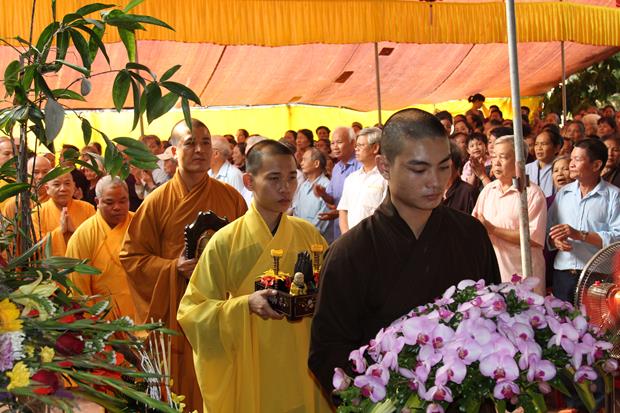 Hà Nam: Lễ Công Bố Quyết Định Bổ Nhiệm Trị Trì- Khánh Thành Lầu Chuông chùa Trinh Sơn