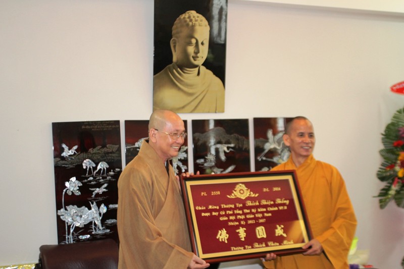 Đồng Tháp: Phật Giáo Đồng Tháp Chúc Mừng HT. Thích Thiện Nhơn Suy Cử Quyền Chủ Tịch HĐTS