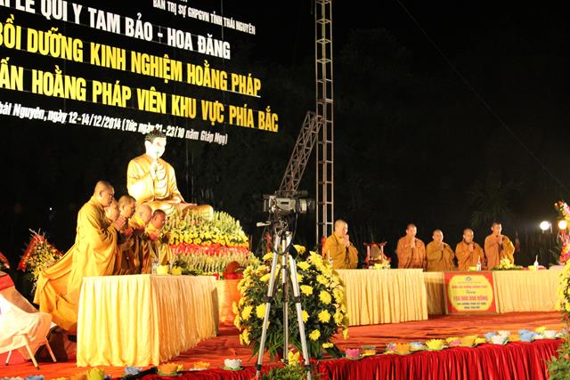 Thái Nguyên: Hồ Núi Cốc Phật Tử Quy Y Tam Bảo- Truyền Tuệ Đăng
