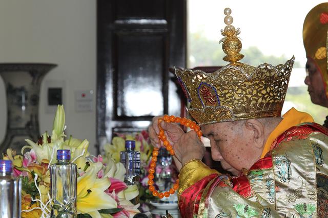 Quảng Ninh: Trao truyền giới châu cho giới tử Đại giới đàn Trúc Lâm Tam Tổ lần VI- 2014