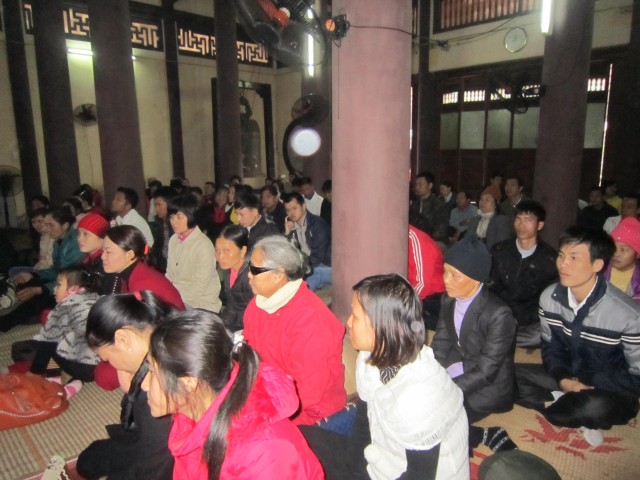 Thái Bình: Gần 200 người khuyết tật về chùa Từ Xuyên dự khóa tu