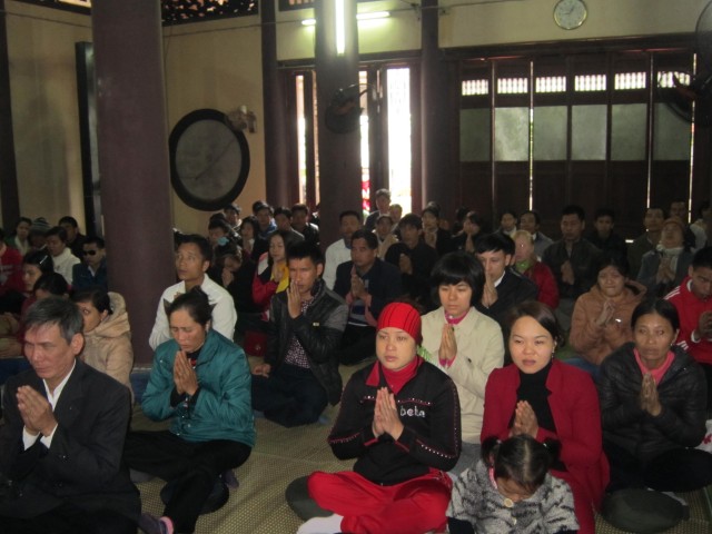 Thái Bình: Gần 200 người khuyết tật về chùa Từ Xuyên dự khóa tu