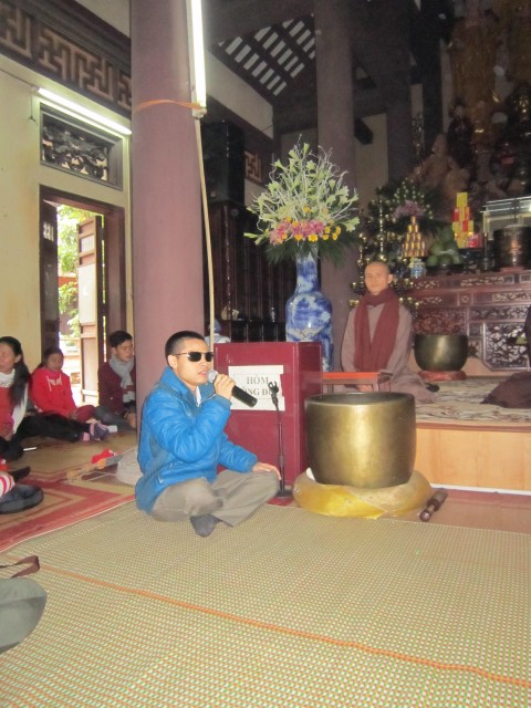 Thái Bình: Gần 200 người khuyết tật về chùa Từ Xuyên dự khóa tu